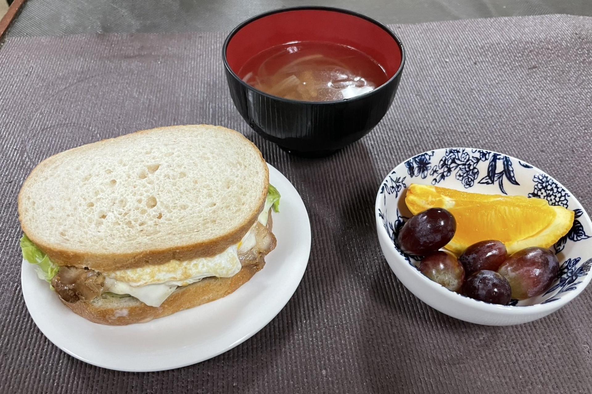 食事の画像