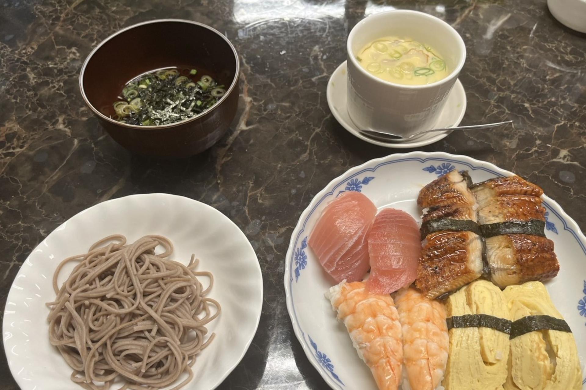 食事の画像